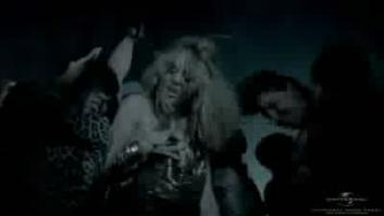 59037_MileyCyrus_WhoOwnsMyHeartOfficialMusicVideo.FLV_snapshot_02.09_2010.10.08_20.56.43_123_137lo.jpg