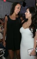 31039_KimKardashianMercedesBenzfashionshowinMiamiBeach03_122_801lo.jpg