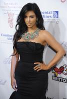 P5MG31RVRA_Kim_Kardashian_40_Gabrielles_Angel_Foundation_Angel_Ball_2010_-_Oct_21_39_.jpg