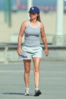 5DGDHLMRXI_Geri_Halliwell_-_Jogging_in_LA_-Aug_29_7_.jpg