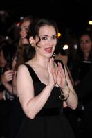 68494_WinonaRyder10_123_348lo.jpg