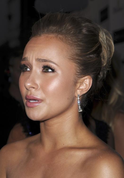 64036_hayden_panettiere_forum.ns4w.org_22_122_894lo.jpg