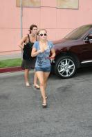 45120_ZEA87I8PUA_haydenpanettieregoestostarbucks_09_122_1110lo.jpg