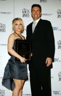 70834_celeb-city.org_Hayden_Panettiere_22nd_Genesis_Awards_03-29-2008_010_123_148lo.jpg