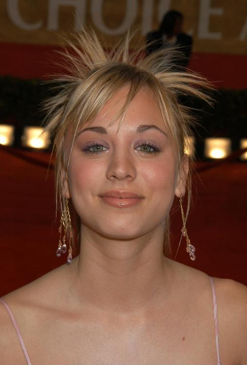 99732709_kaley-cuoco_36186.jpg