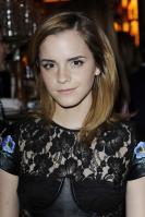 11790_1269588154_EmmaWatson_Vogue_Launch_Party_Pulinos_Restaurant_NYC_20100325_021_122_435lo.jpg