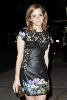 11946_1269634054_EmmaWatson_Vogue_Launch_Party_Pulinos_Restaurant_NYC_20100325_029_122_469lo.jpg