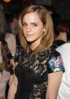 11981_1269634080_EmmaWatson_Vogue_Launch_Party_Pulinos_Restaurant_NYC_20100325_030_122_340lo.jpg