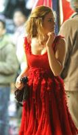 16034_Celebutopia-Emma_Watson_on_the_set_of_Harry_Potter_and_the_Deathly_Hallows_Part_I_in_London-13_122_1040lo.jpg