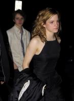 91834573_emma_watson_18th_birthday_party_19th_apr_2008_027_122_705lo.jpg