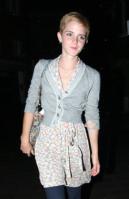 94816257_25064-emma-watson-leaving-cafe-pacifico-then-to-bu.jpg