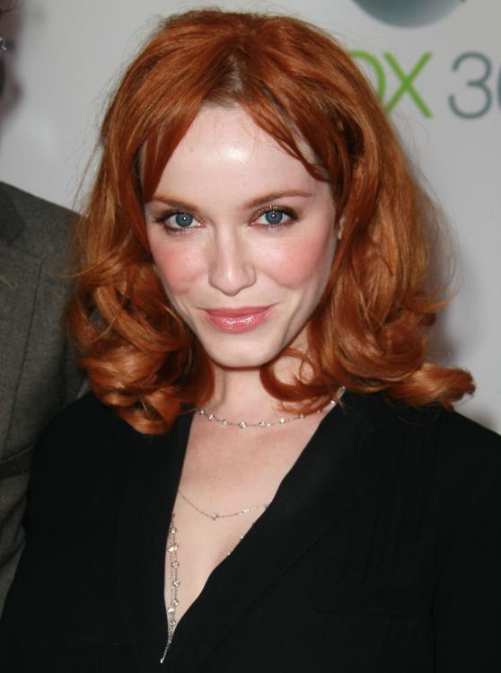 9YMSH8TI3T_Christina_Hendricks_001.jpg