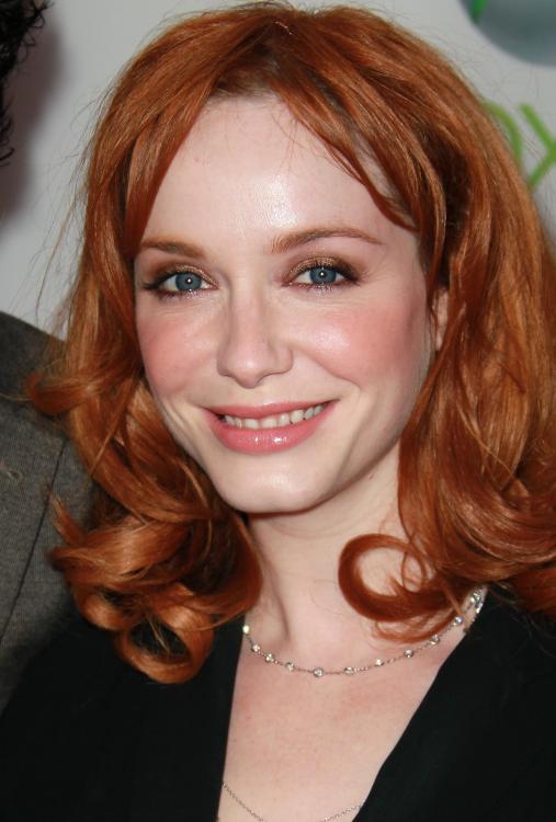 D2T823O2EY_Christina_Hendricks_004.jpg