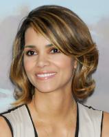 32236_Halle_Berry_at_the_2009_Jenesse_Silver_Rose_Gala_and_Auction_in_Beverly_Hil7249_122_335lo.jpg