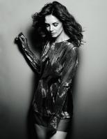 98698416_Katie_Holmes_Mark_Abrahams_Photoshoot_2010_for_Marie_Claire_02.jpg