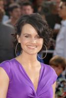 40786_carla_gugino_02_122_136lo.JPG