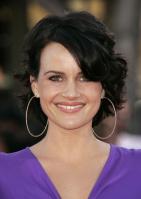 87754_Celebrity_City_tlfan_Carla_Gugino_2_122_403lo.jpg