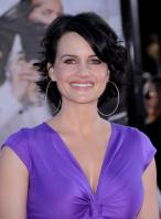 95769_gugino_getsmart_ccbe_1_122_413lo.jpg