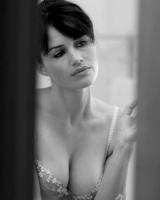 Carla Gugino gorgeous neckline