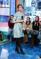 23041_celeb_city1.eu_Eva_Mendes_MTV_TRL_02_15_2007_11_122_154lo.jpg