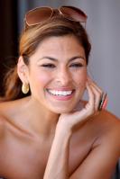 931BJA0OIC_EvaMendes_2009GiffoniExperiencePortrait_01.jpg