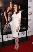 87851_s_ah_love_and_other_drugs_opening_night_gala_afi_fest_20101104_29_122_564lo.jpg