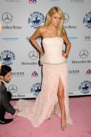 103655109_Paris_Hilton_Hope_01_122_370lo.jpg