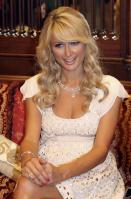 93421_Paris_Hilton_2009_news_conference_broumana_122_552lo.jpg