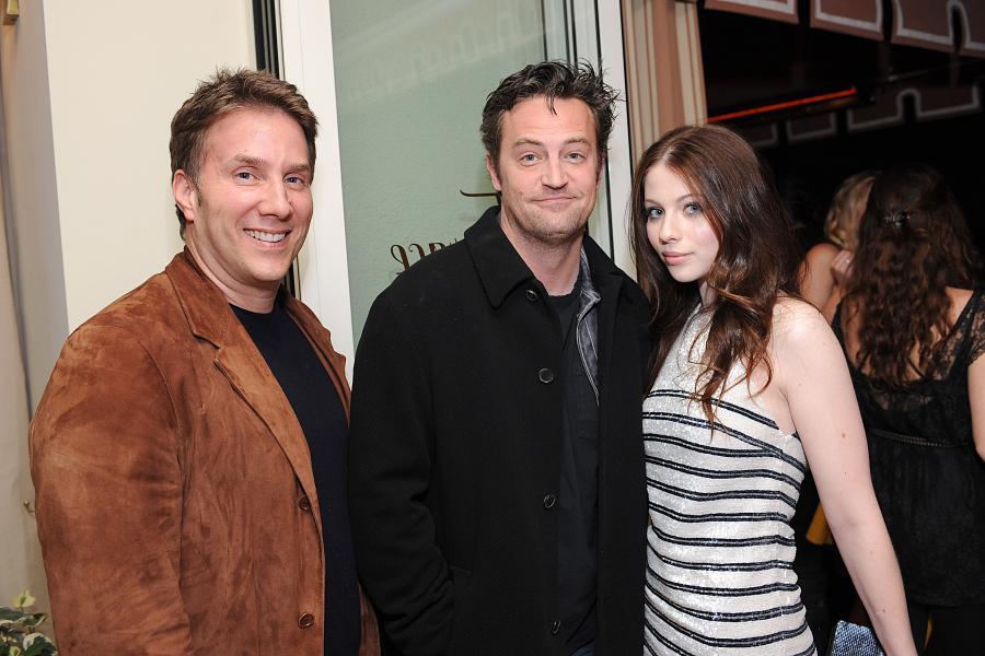 23435_celeb-city.org_Michelle_Trachtenberg_W_Magazines_Hollywood_Affair_Pre-Oscar_Party_20.02.2008_05_122_877lo.JPG