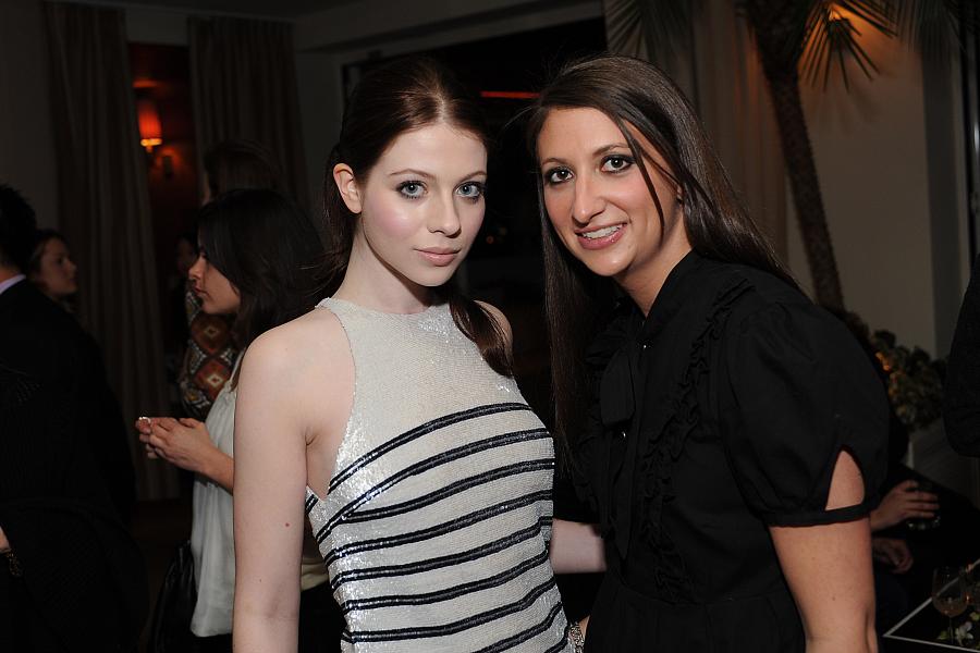 23873_celeb-city.org_Michelle_Trachtenberg_W_Magazines_Hollywood_Affair_Pre-Oscar_Party_20.02.2008_13_122_781lo.JPG