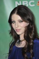 73702_Michelle_Trachtenberg_-_2010_NBC_Press_Tour_Cocktail_Party_-_Jan_10th_041_122_989lo.jpg